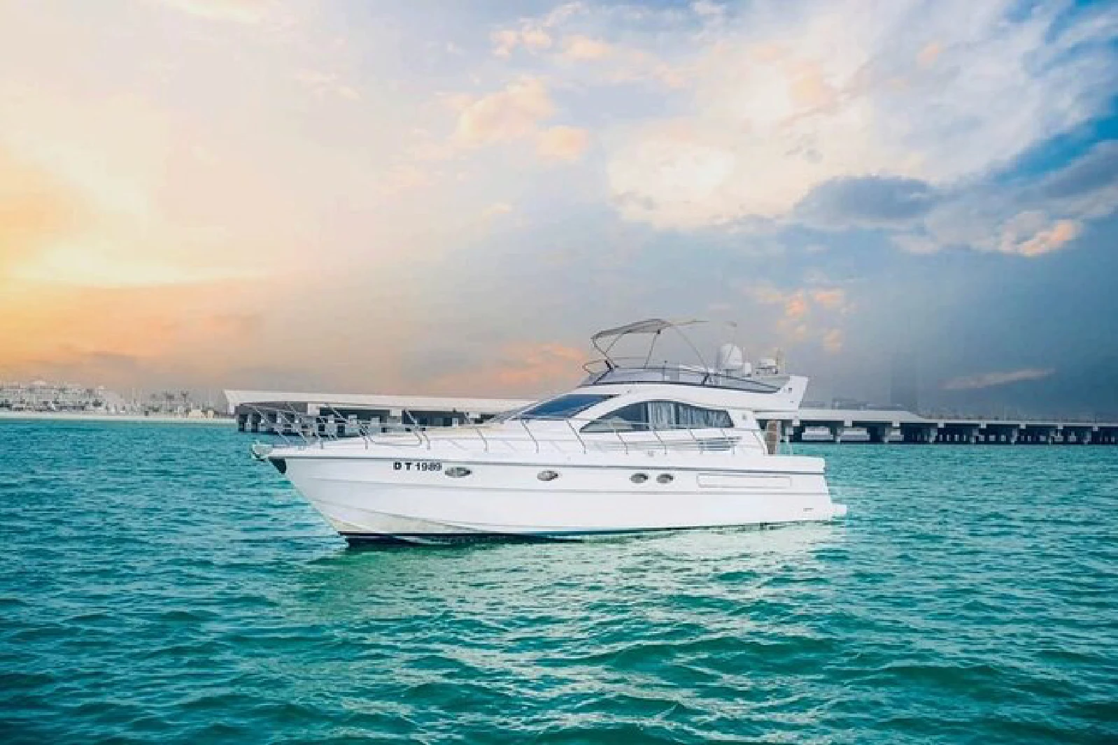 Dubai Charter Yacht