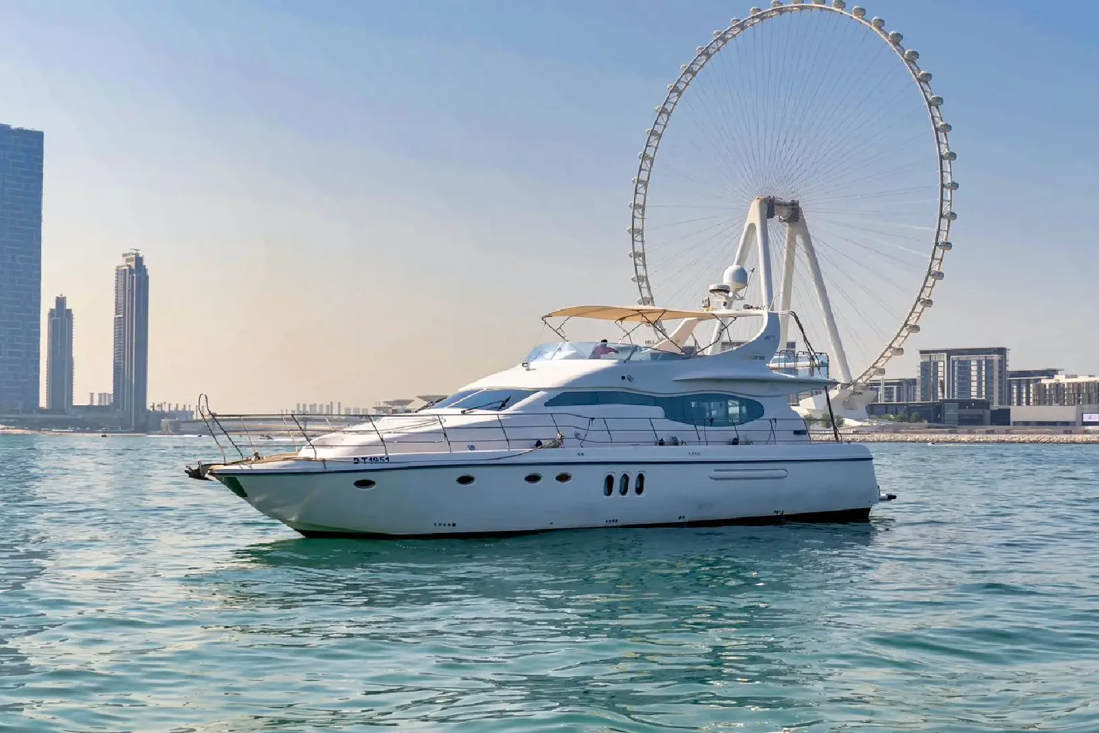 Dubai Charter Yacht